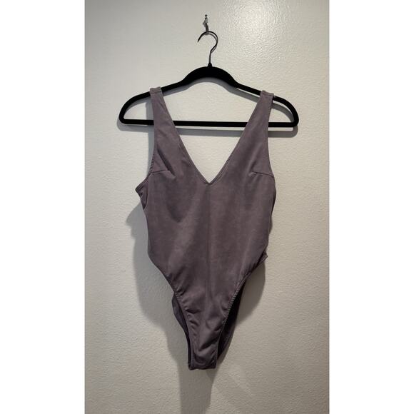 Good American Tops - Good American Size 2 Scuba Body Purple Bodysuit V Neck Modern Tank Sexy